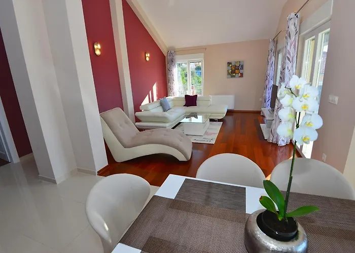 Apartman Coratina *